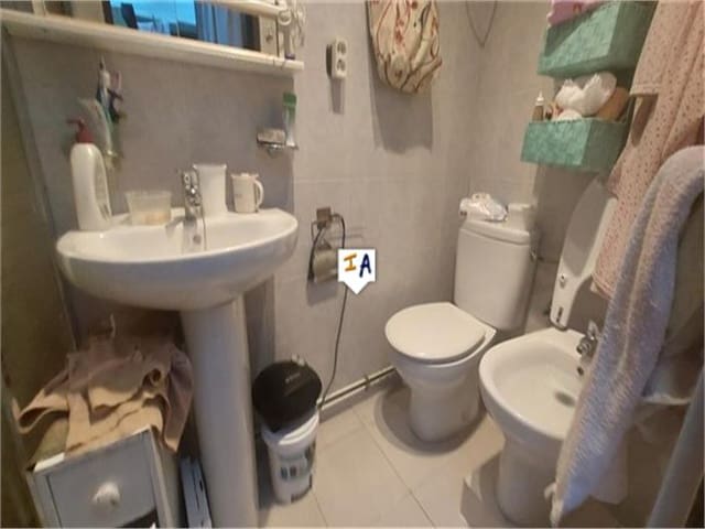 5 Zimmer Haus zu verkaufen in Priego de Córdoba mit Garage - 112.000 € (Ref: 8113284)