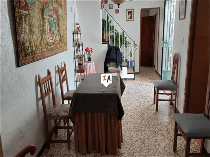 4 soveværelse Byhus til salg i Carcabuey - € 84.000 (Ref: 8137601)