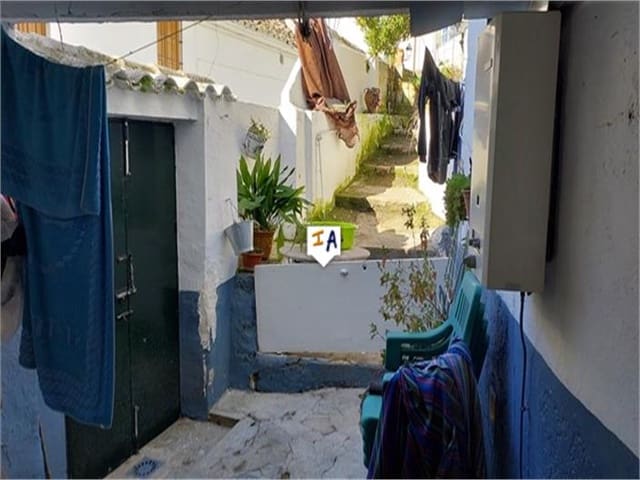 4 soverom Hus til salgs i Carcabuey - € 84 000 (Ref: 8137601)