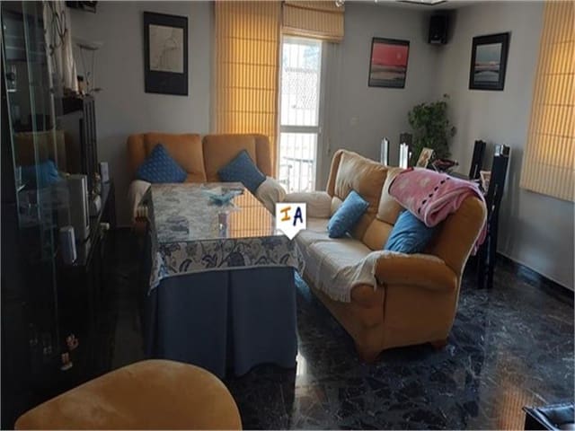 4 soveværelse Villa til salg i Loja med swimmingpool - € 294.000 (Ref: 8141763)