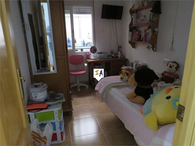 3 bedroom Apartment for sale in Martos - € 144,000 (Ref: 8167935)