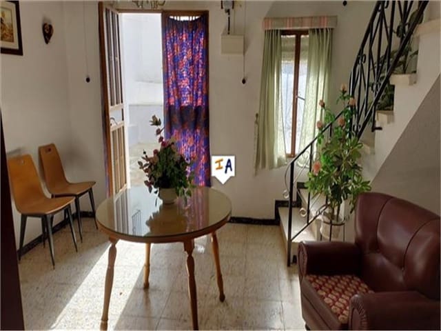 Casa de 4 habitaciones en Rute en venta con garaje - 79.000 € (Ref: 8176499)