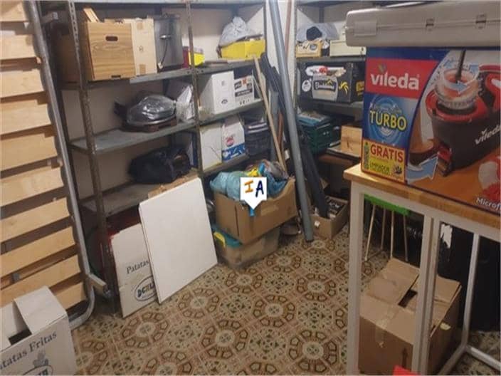 Commercieel te koop in Alcala la Real - € 83.000 (Ref: 8176501)