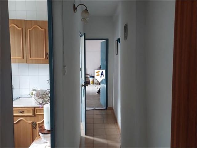 6 soveværelse Byhus til salg i Alcalá la Real - € 105.000 (Ref: 8207990)