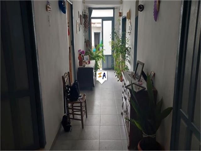 6 soveværelse Byhus til salg i Alcalá la Real - € 105.000 (Ref: 8207990)