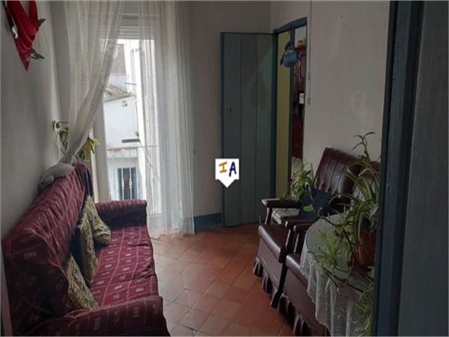 6 soveværelse Byhus til salg i Alcalá la Real - € 105.000 (Ref: 8207990)