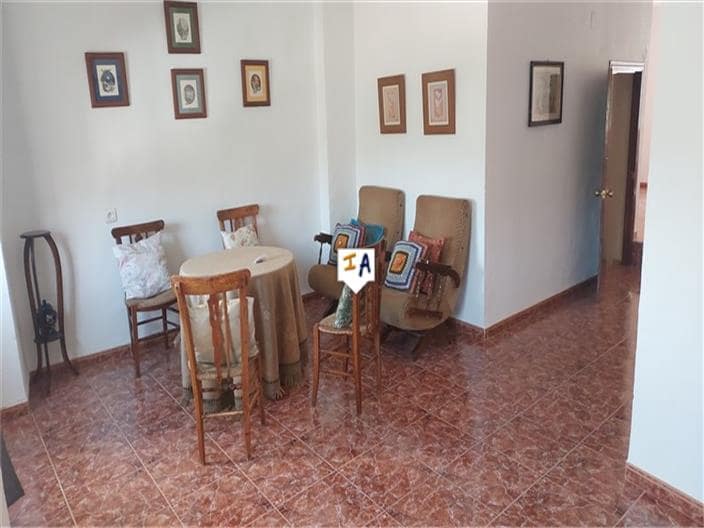 5 bedroom Townhouse for sale in Castillo de Locubin - € 55,000 (Ref: 8253372)