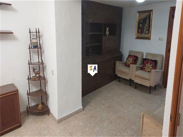 5 slaapkamer Huis te koop in Castillo de Locubín - € 55.000 (Ref: 8253372)