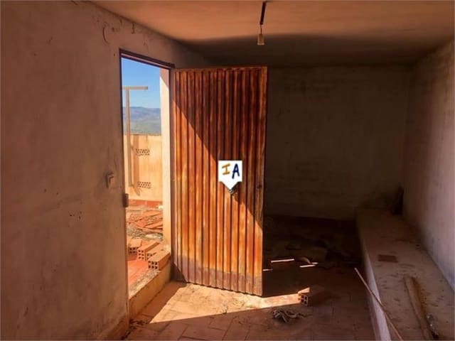 Byhus til salg i Alcaucín - € 72.000 (Ref: 8288668)