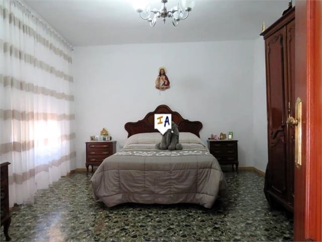 3 chambre Maison de Ville à vendre à Martos avec garage - 105 000 € (Ref: 8302245)