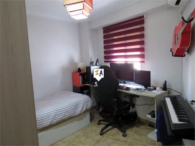 3 slaapkamer Huis te koop in Martos - € 129.000 (Ref: 8302247)