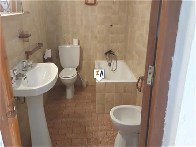 3 soverom Hus til salgs i Carcabuey - € 63 000 (Ref: 8317551)