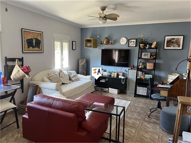 6 soveværelse Byhus til salg i Alcaudete - € 250.000 (Ref: 8322252)