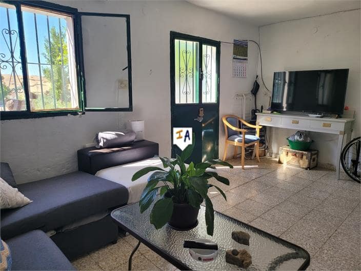 2 soveværelse Finca/Landehus til salg i Antequera med garage - € 119.000 (Ref: 8342589)