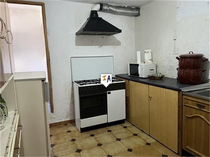 4 soveværelse Finca/Landehus til salg i Alcala la Real med garage - € 82.000 (Ref: 8384724)