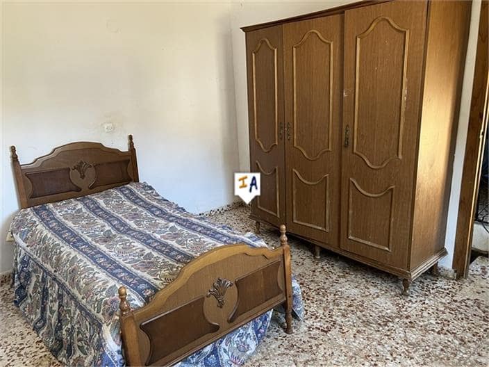 5 bedroom Townhouse for sale in La Rabita - € 47,000 (Ref: 8384725)