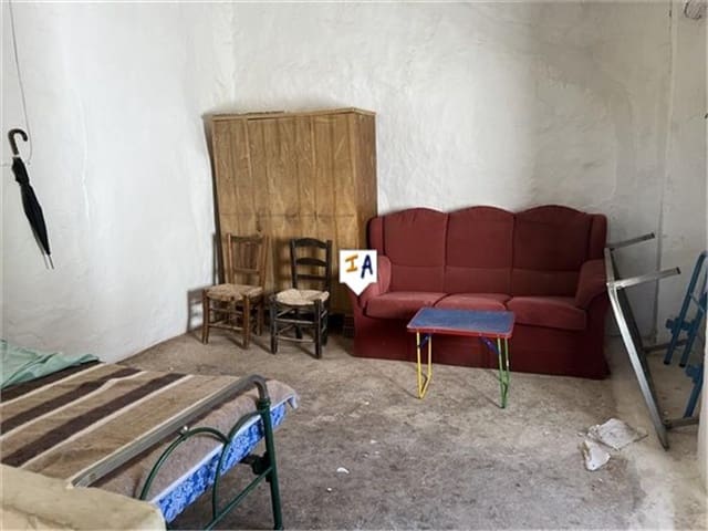 3 soverom Hus til salgs i Rute med garasje - € 39 000 (Ref: 8386210)