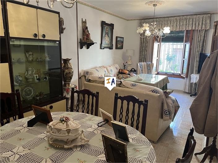 6 soverom Hus til salgs i Durcal med garasje - € 275 000 (Ref: 8387826)