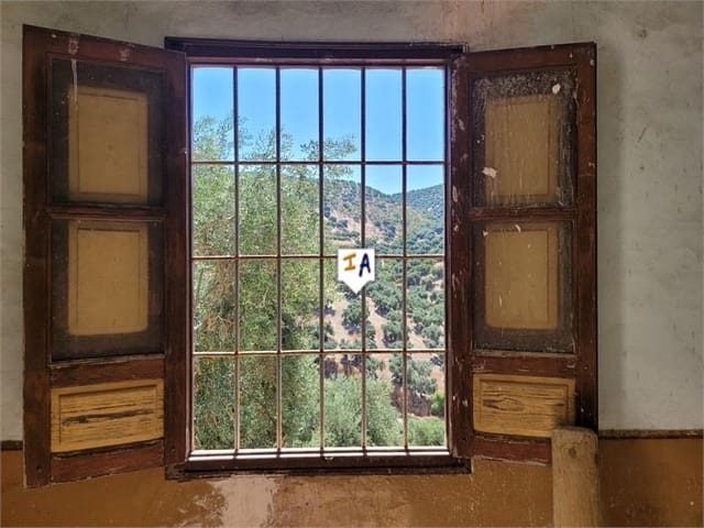 4 slaapkamer Finca/Landhuis te koop in Iznájar - € 200.000 (Ref: 8390326)