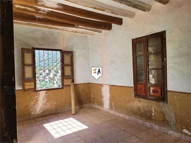 4 slaapkamer Finca/Landhuis te koop in Iznájar - € 200.000 (Ref: 8390326)