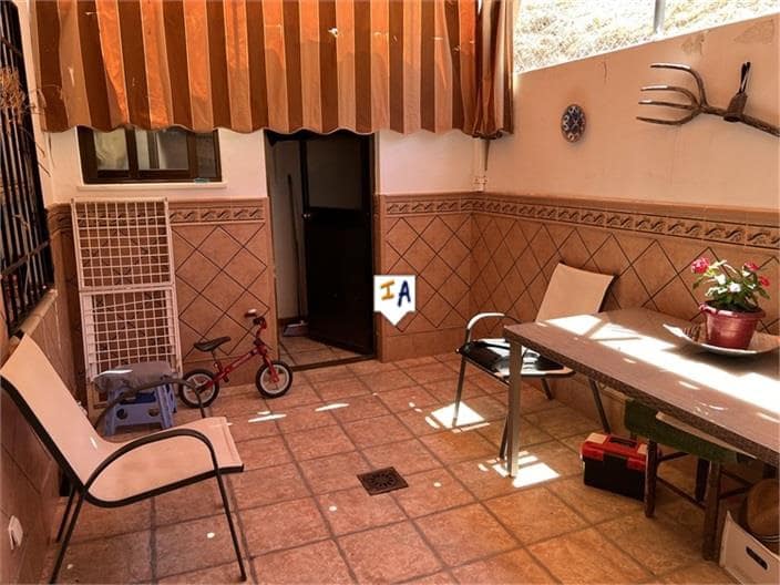 3 sypialnia Dom na sprzedaż w Zuheros z garażem - 117 000 € (Ref: 8402764)