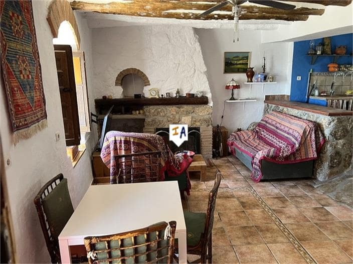 4 soveværelse Finca/Landehus til salg i La Pedriza - € 79.950 (Ref: 8404639)