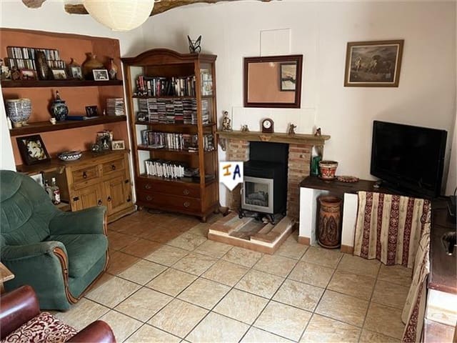 4 slaapkamer Finca/Landhuis te koop in La Pedriza, Alcalá la Real - € 79.950 (Ref: 8404639)