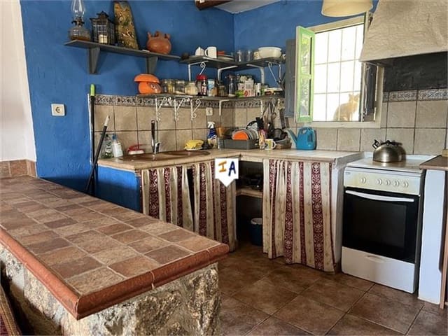 4 slaapkamer Finca/Landhuis te koop in La Pedriza, Alcalá la Real - € 79.950 (Ref: 8404639)