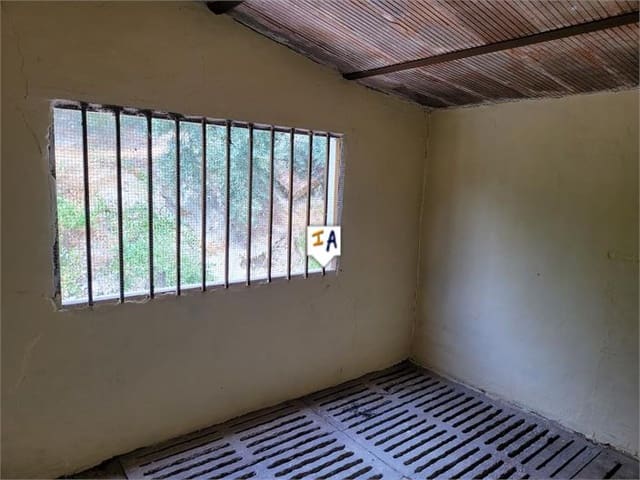 2 soverom Hus til salgs i Iznájar med garasje - € 50 000 (Ref: 8404640)