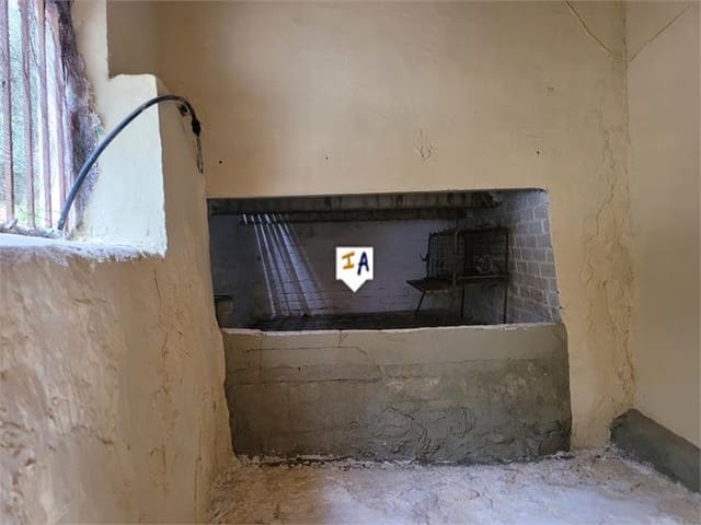 2 soverom Hus til salgs i Iznájar med garasje - € 50 000 (Ref: 8404640)