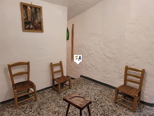 2 soverom Hus til salgs i Iznájar med garasje - € 50 000 (Ref: 8404640)