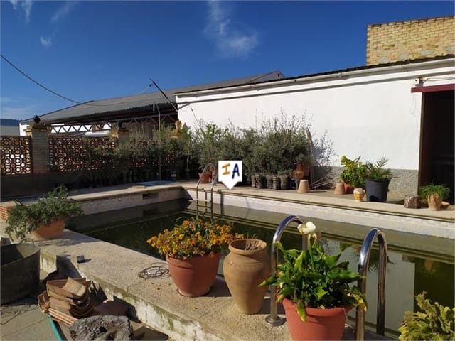 Villa til salg i Mollina med swimmingpool garage - € 400.000 (Ref: 8419120)