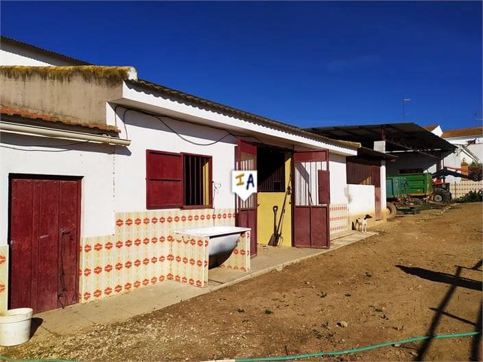 Villa til salg i Mollina med swimmingpool garage - € 400.000 (Ref: 8419120)