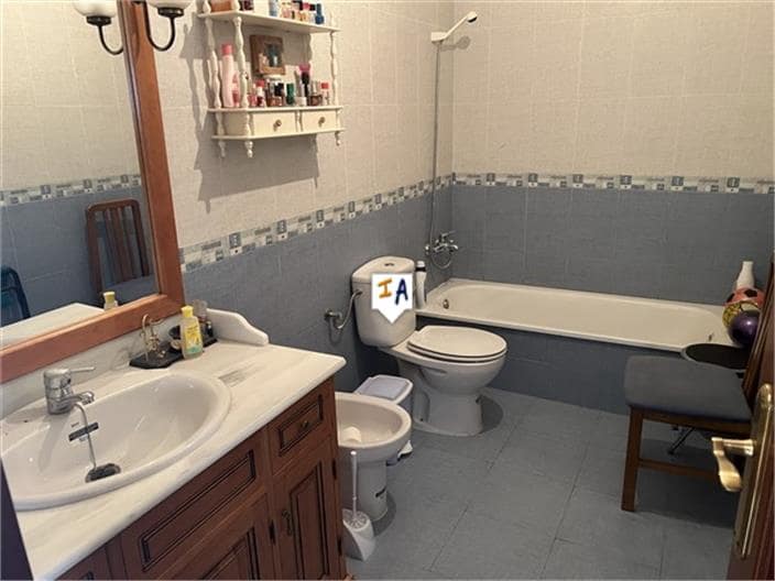 4 chambre Maison de Ville à vendre à Priego de Cordoba avec garage - 117 000 € (Ref: 8422790)