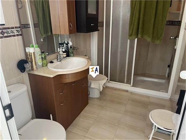 4 slaapkamer Huis te koop in Priego de Córdoba met garage - € 117.000 (Ref: 8422790)