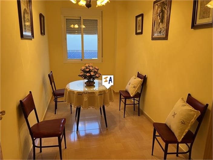 3 bedroom Townhouse for sale in Castillo de Locubin with garage - € 108,000 (Ref: 8425944)