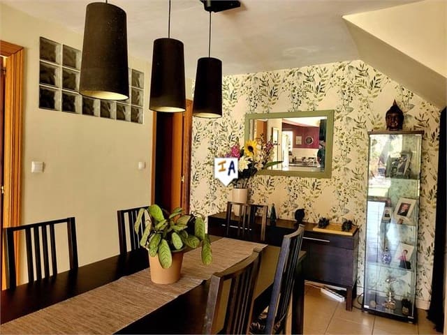 5 slaapkamer Villa te koop in Valle de Abdalajís met garage - € 450.000 (Ref: 8440046)