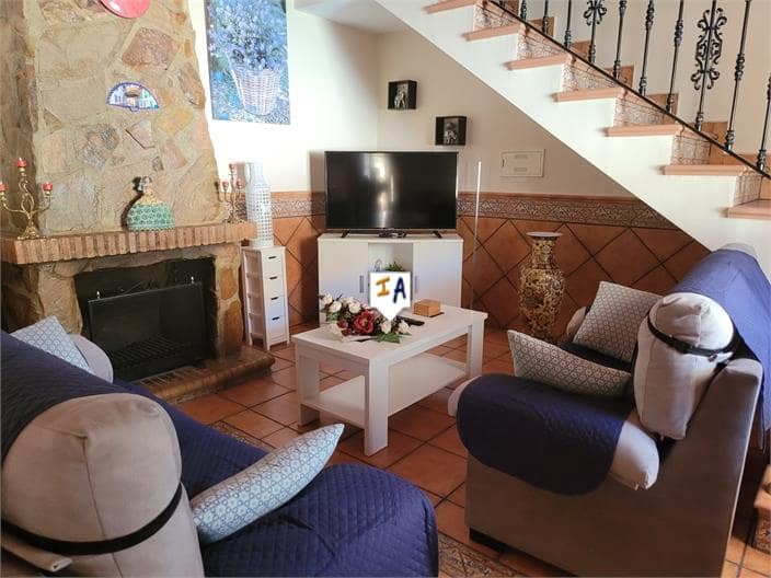 2 soveværelse Villa til salg i Estepa med swimmingpool garage - € 200.000 (Ref: 8454281)