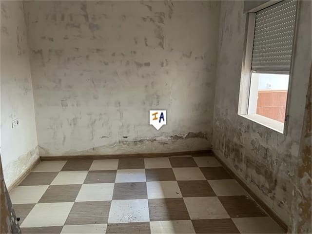 3 soverom Hus til salgs i Castillo de Locubín - € 48 000 (Ref: 8461317)