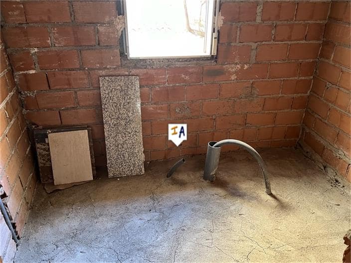 3 soveværelse Byhus til salg i Castillo de Locubin - € 48.000 (Ref: 8461317)