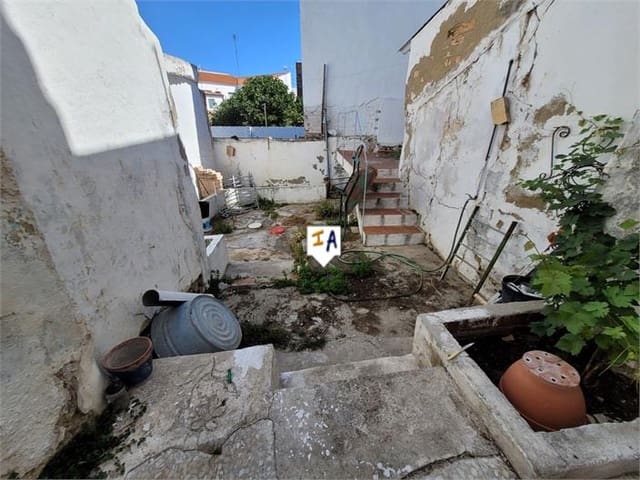 3 slaapkamer Huis te koop in Pruna - € 50.000 (Ref: 8463216)