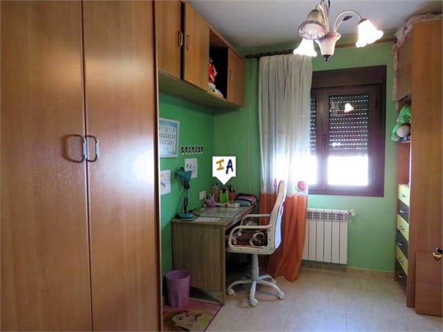 3 soverom Hus til salgs i Alcaudete med garasje - € 240 000 (Ref: 8466102)