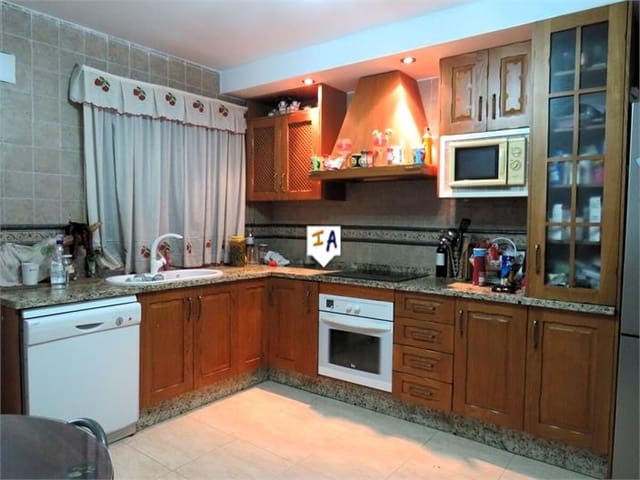 3 soverom Hus til salgs i Alcaudete med garasje - € 240 000 (Ref: 8466102)