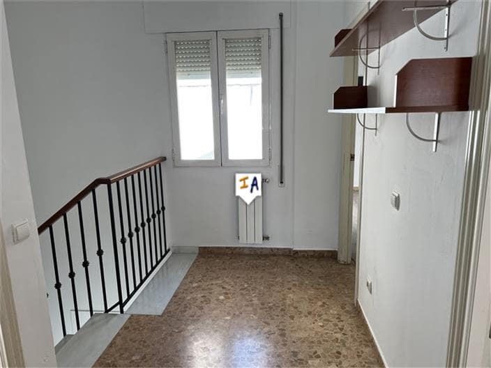 3 slaapkamer Huis te koop in Priego de Cordoba met garage - € 163.000 (Ref: 8466103)