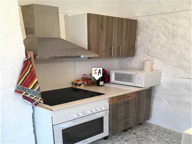 3 slaapkamer Finca/Landhuis te koop in Alcalá la Real met garage - € 75.000 (Ref: 8466105)
