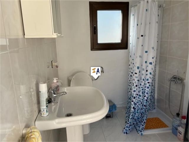 3 slaapkamer Finca/Landhuis te koop in Alcalá la Real met garage - € 75.000 (Ref: 8466105)