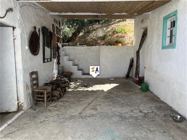 5 chambre Finca/Maison de Campagne à vendre à Algarinejo avec piscine garage - 220 000 € (Ref: 8479007)