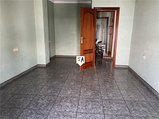 2 slaapkamer Appartement te koop in Luque met garage - € 52.000 (Ref: 8480504)