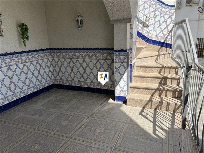 5 bedroom Apartment for sale in Fuente-Tojar - € 93,000 (Ref: 8481766)