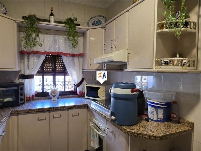 4 soveværelse Byhus til salg i Antequera med garage - € 165.000 (Ref: 8526376)